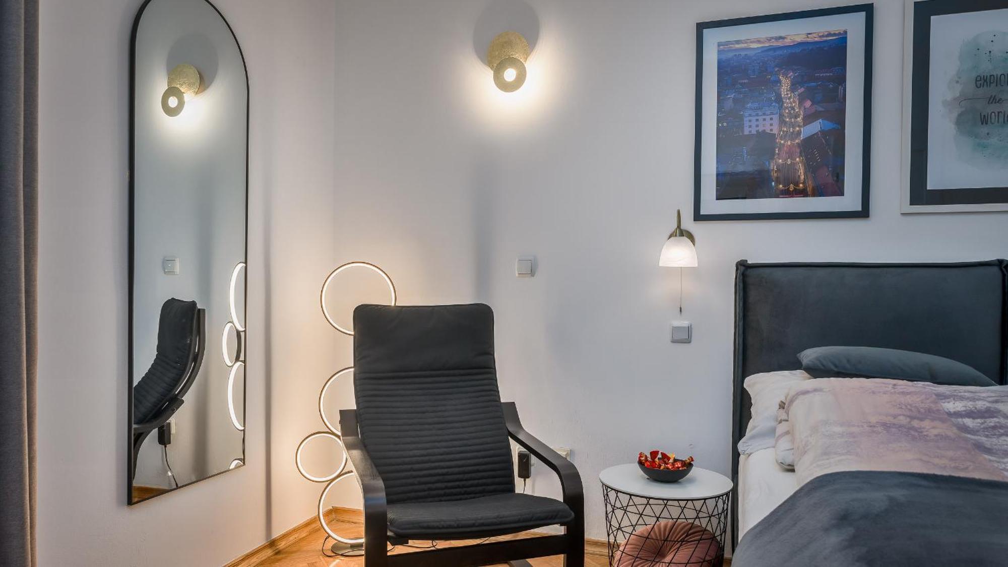 Iva'S Central Apartment Zagreb Extérieur photo